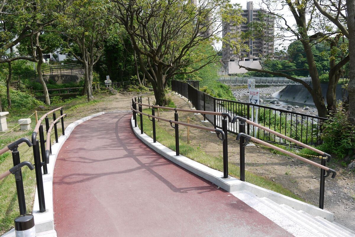 長泉町鮎壺広場