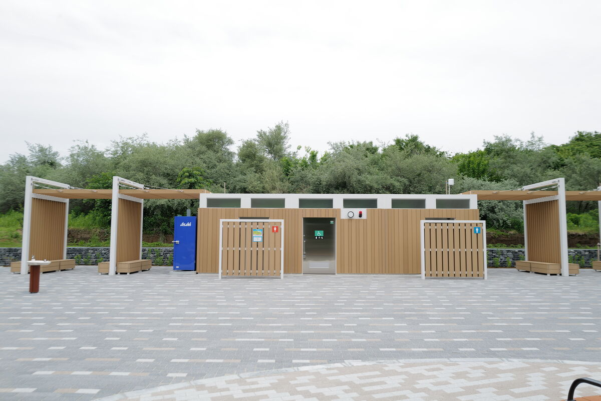 海の森公園トイレ兼休憩所のハコベン設置事例
