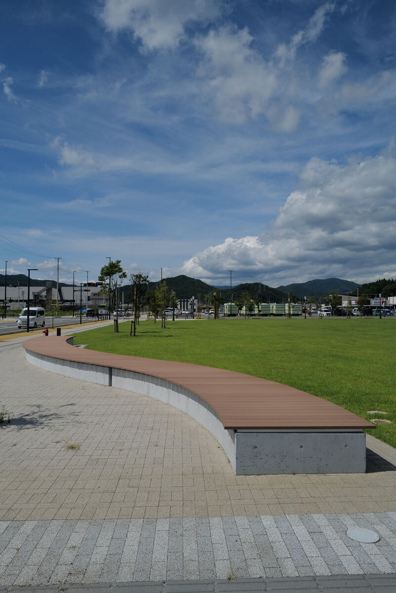 市民文化会館(館の沖公園)
