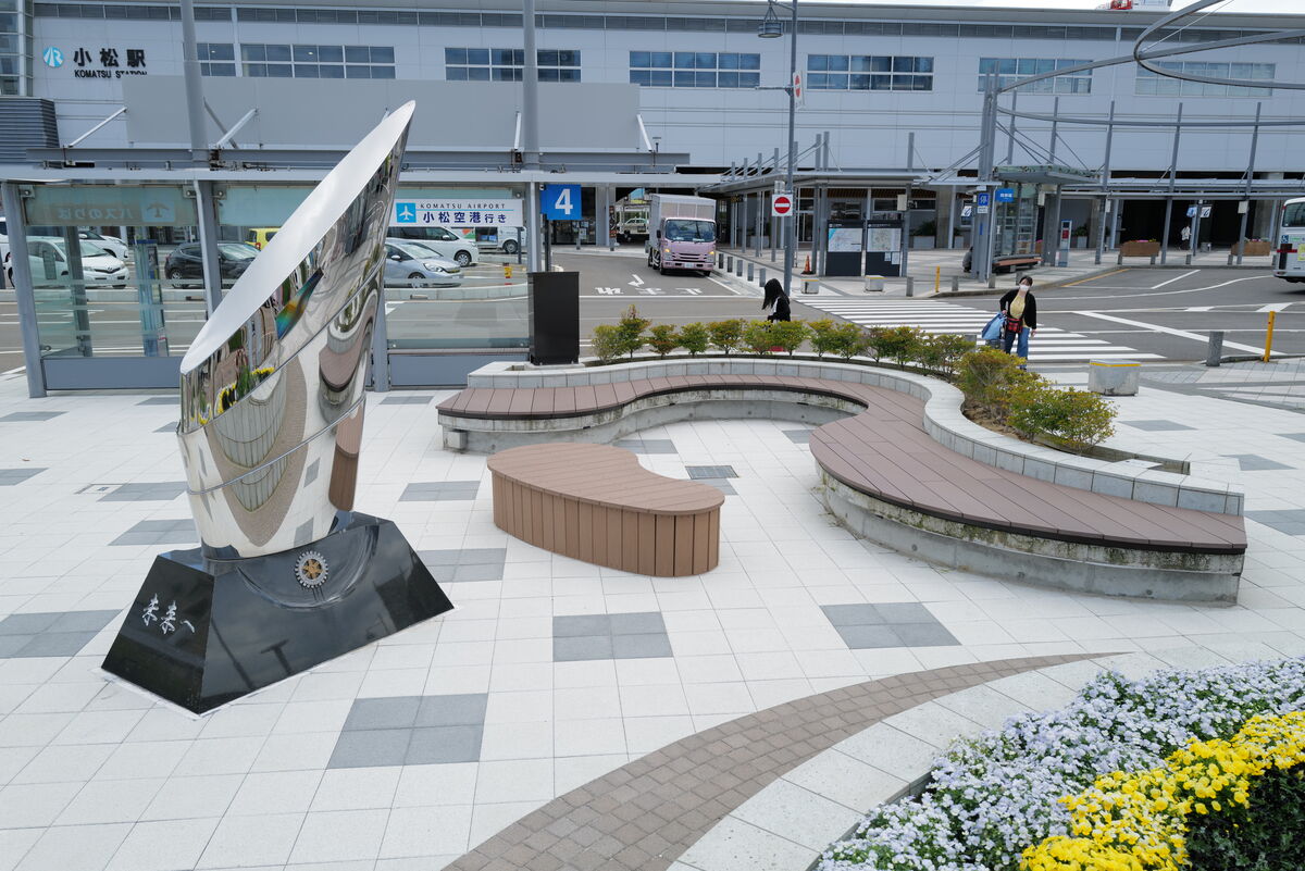 小松駅のハコベン設置事例