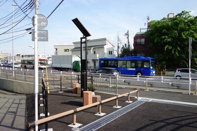 拝島駅転回広場前