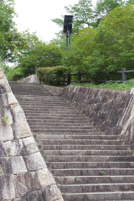 櫟本高塚公園