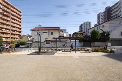 東通りでんしゃ公園