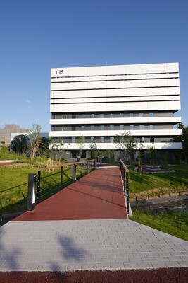 筑波大学