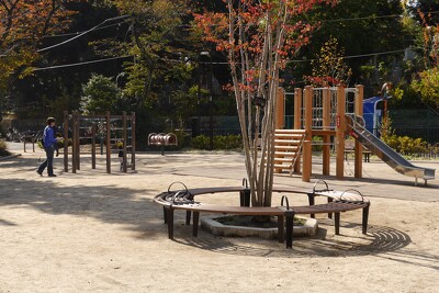 笄児童遊園