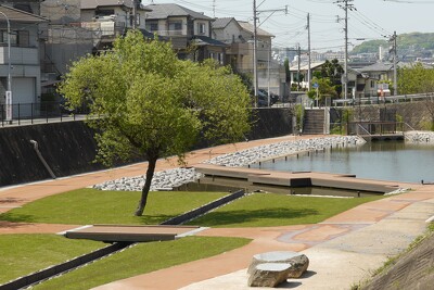福岡市八良ヶ浦池
