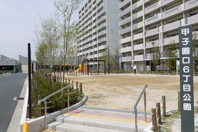 西宮市甲子園口6丁目公園の施工写真