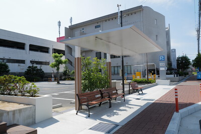 循環バス停留所（コミュニティセンタ前）上屋等設置工事（大阪府大阪狭山市）