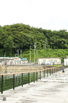 赤れんが博物館前