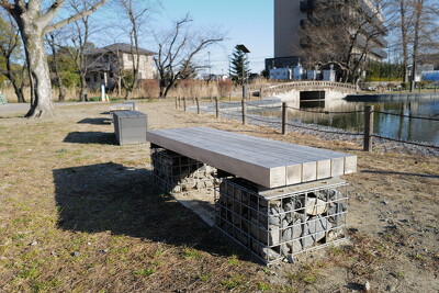水城公園・ベンチ写真