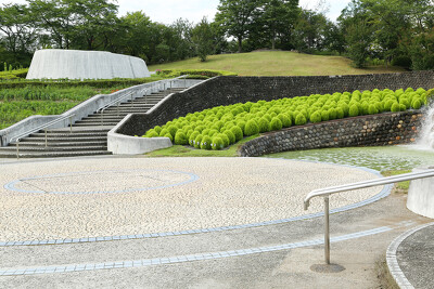みちのく杜の湖畔公園の施工写真