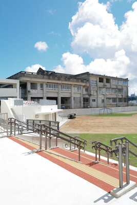 越来小学校