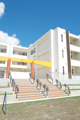 越来小学校