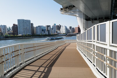 隅田川テラス連絡橋(竪川水門)