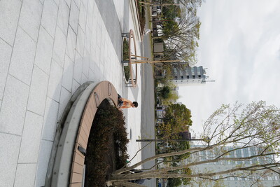 厚木中央公園・ベンチ写真