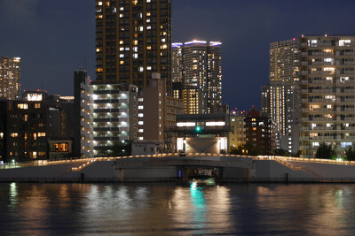隅田川テラス連絡橋(月島川水門)