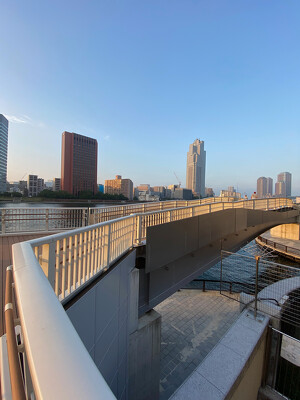 隅田川テラス連絡橋(月島川水門)