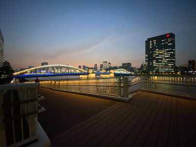 隅田川テラス連絡橋(月島川水門)