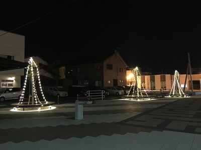 益田市防災街区公園・ベンチ写真