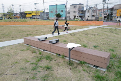 神代植物公園・ベンチ写真