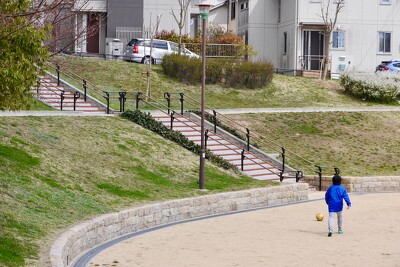 ひよどり台南町公園