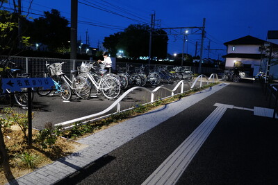 新那加駅南口駅前広場