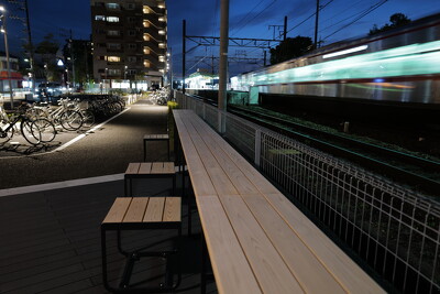 新那加駅南口駅前広場