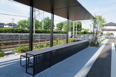新那加駅南口駅前広場