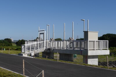 多摩川根川排水樋門