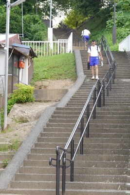 高萩市秋山中学校