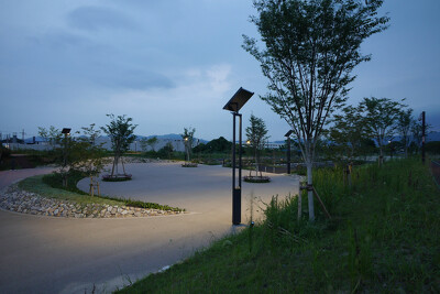 草津川跡地整備工事(区間2)