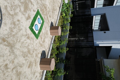東尾久三丁目児童遊園・ベンチ写真
