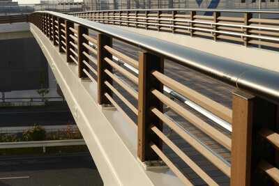 長久手市公園西駅歩道橋